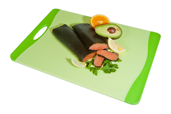 Nori-Lachs-mit-Wasabicreme-und-Algenblaettern